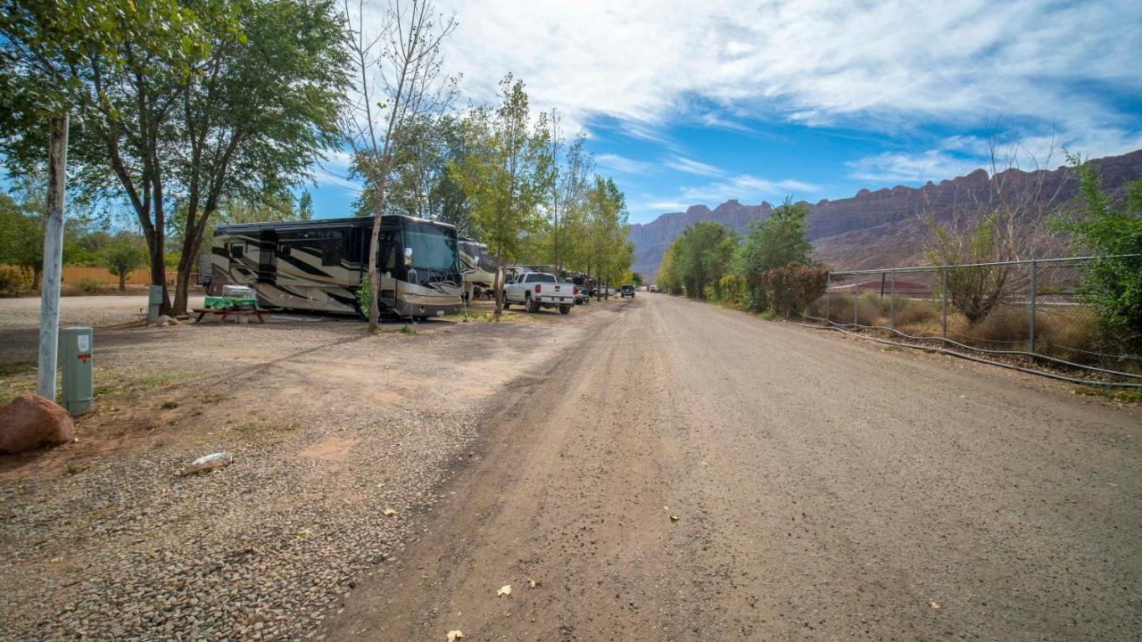 FunStays Glamping Setup Tent in RV Park #1 OK-T1 Moab Exterior foto