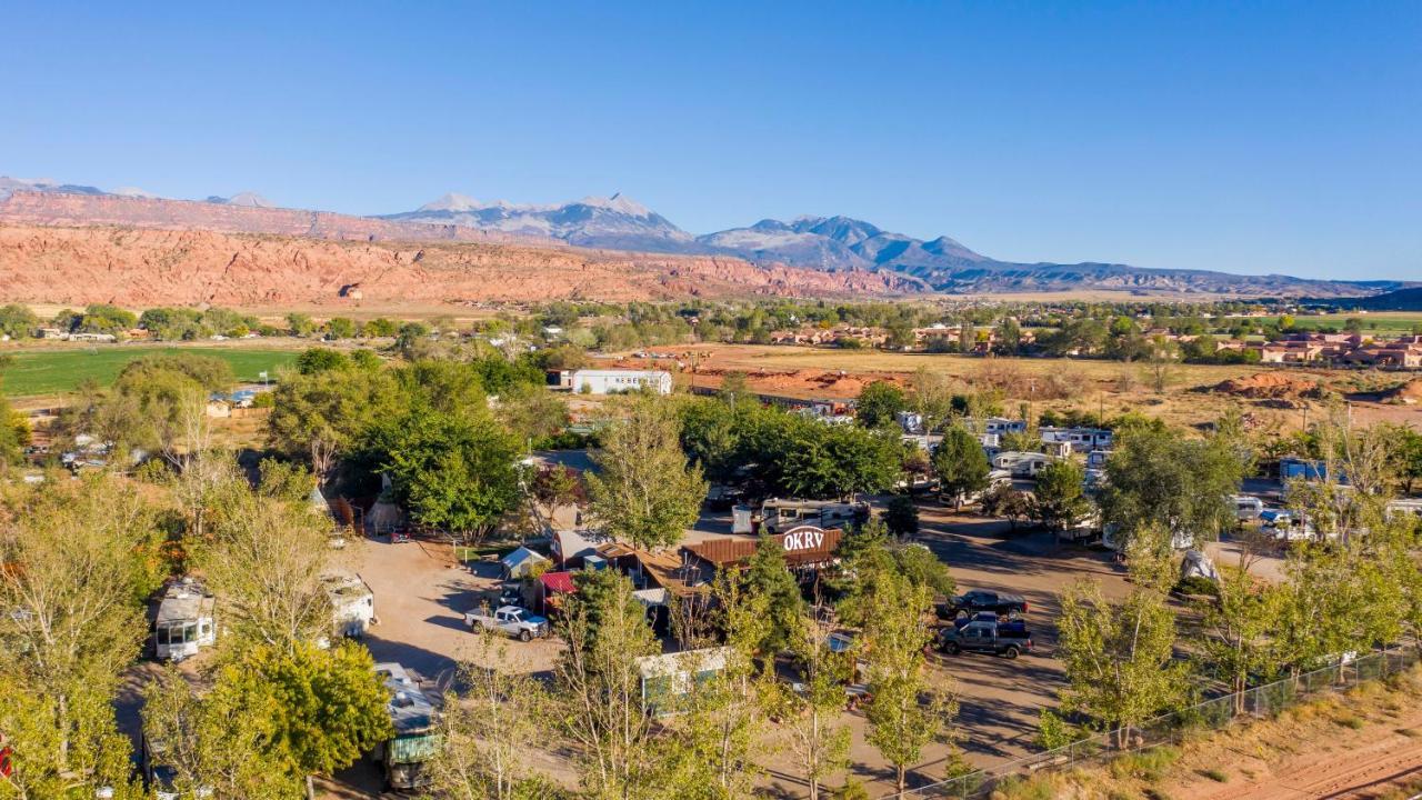 FunStays Glamping Setup Tent in RV Park #1 OK-T1 Moab Exterior foto